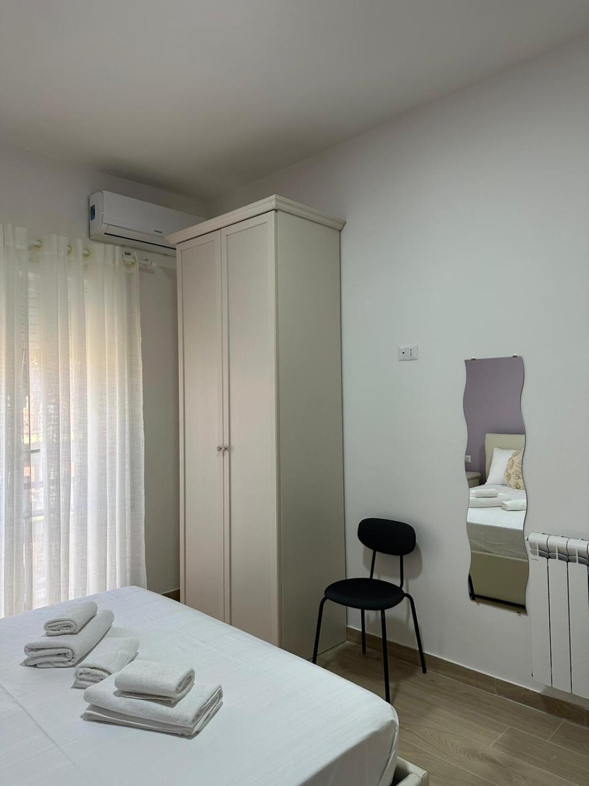 The Roman Guesthouse Ngoại thất bức ảnh