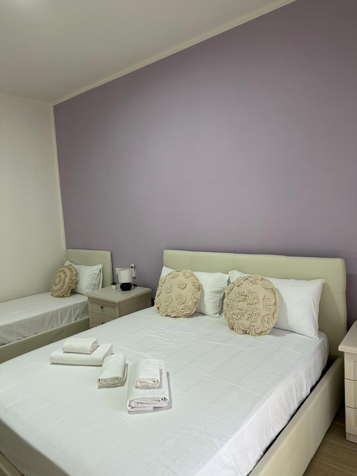 The Roman Guesthouse Ngoại thất bức ảnh
