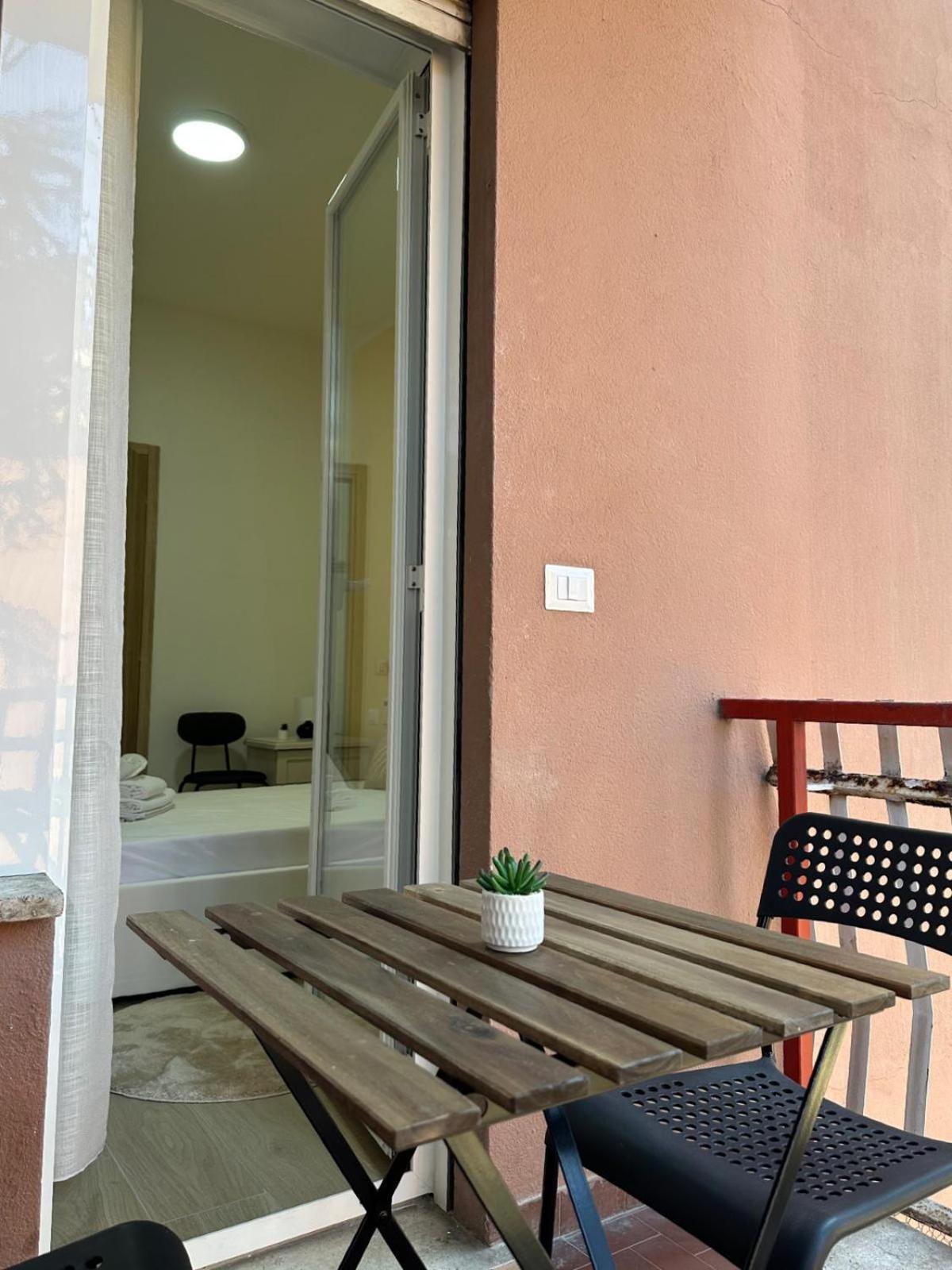 The Roman Guesthouse Ngoại thất bức ảnh